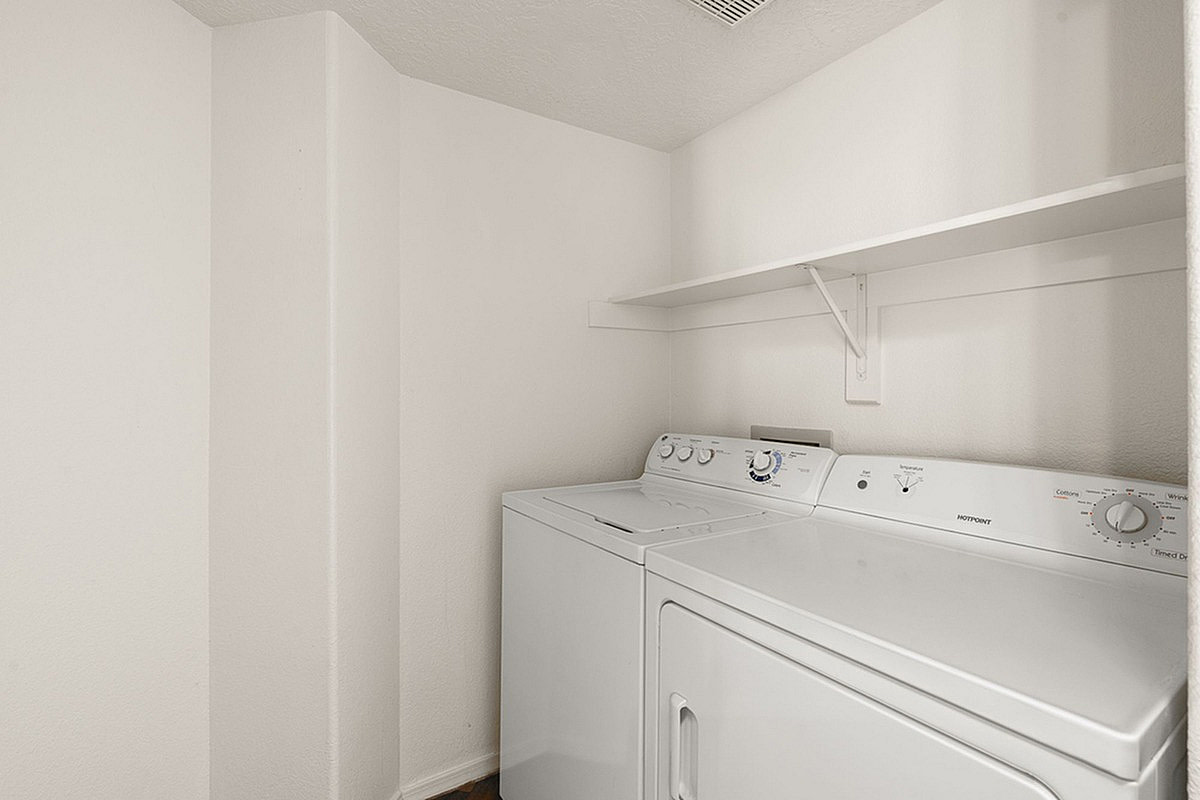 Pavilions Apartments Image 18