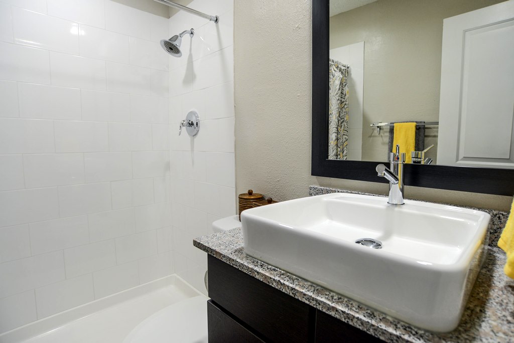Mesh Apartments Image 11