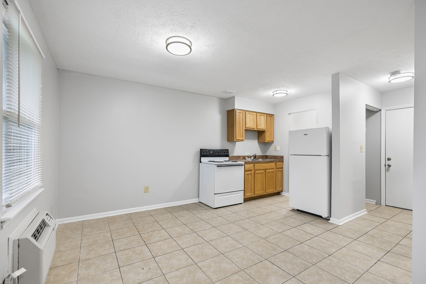 Riverview Apartments Image 11