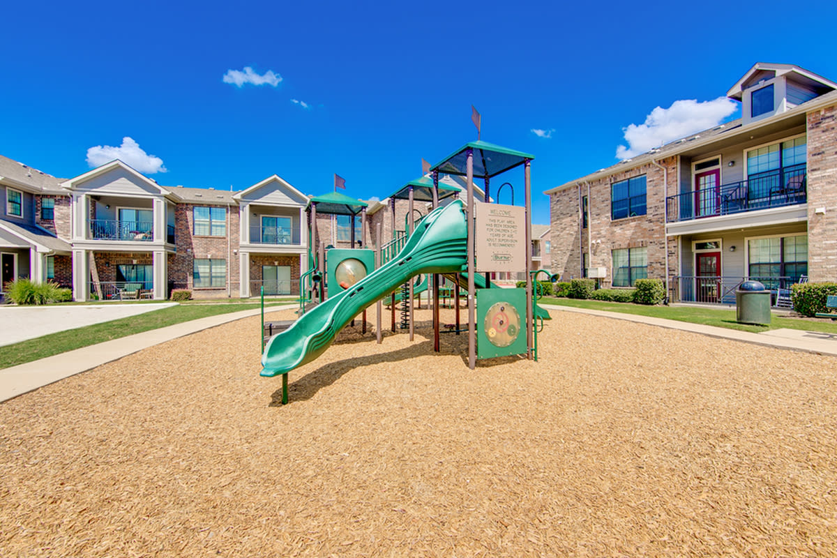 Enclave on Golden Triangle Apartments Image 11