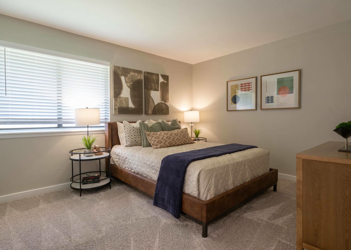 Highpoint Creek Apartments Image 19