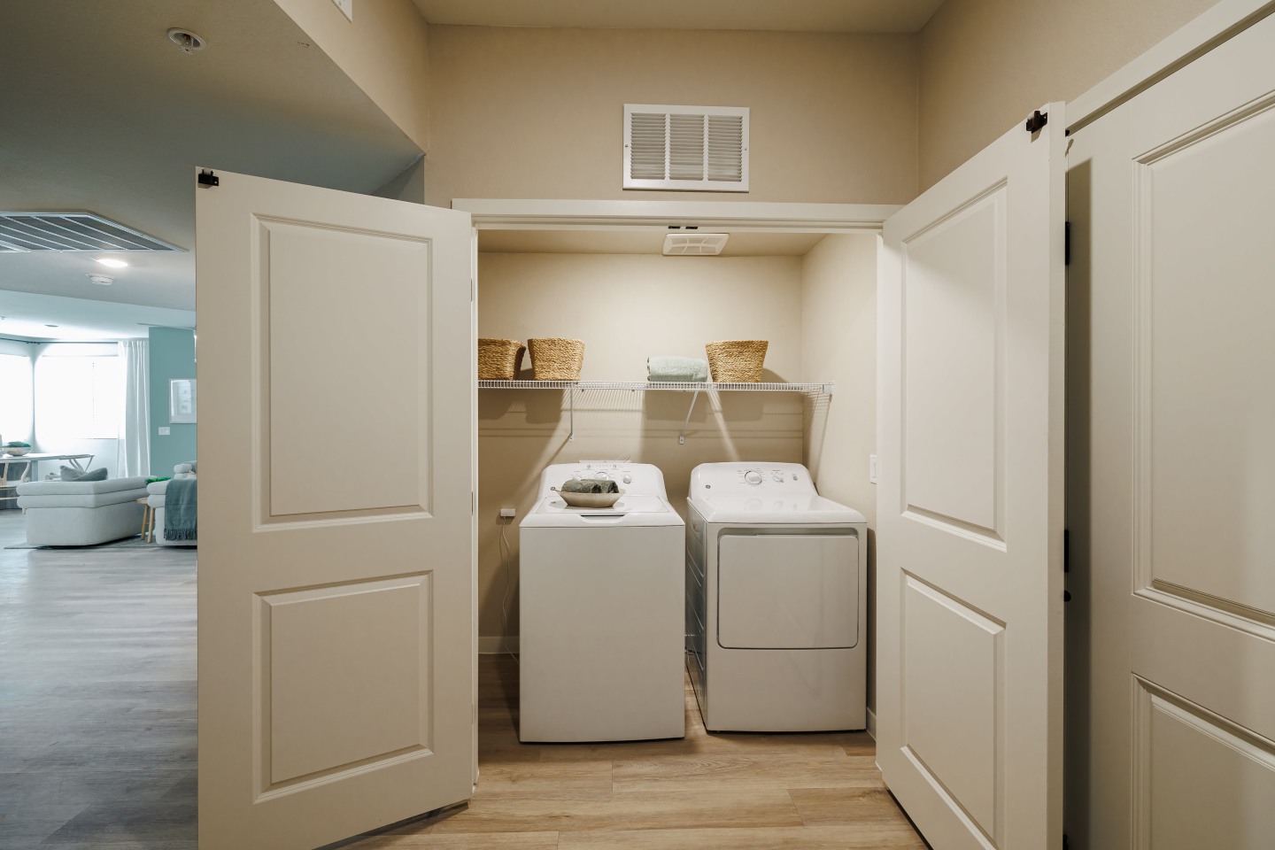 Sync Apartment Homes Image 17