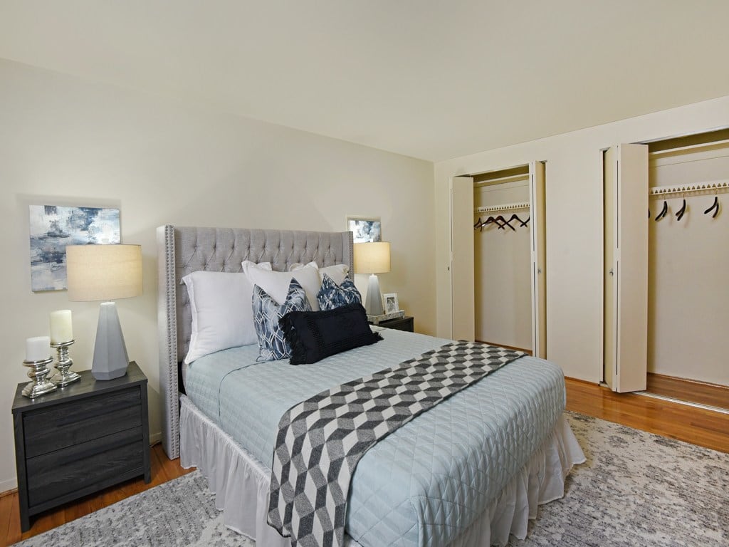 Hyde Park Apartments  Image 10