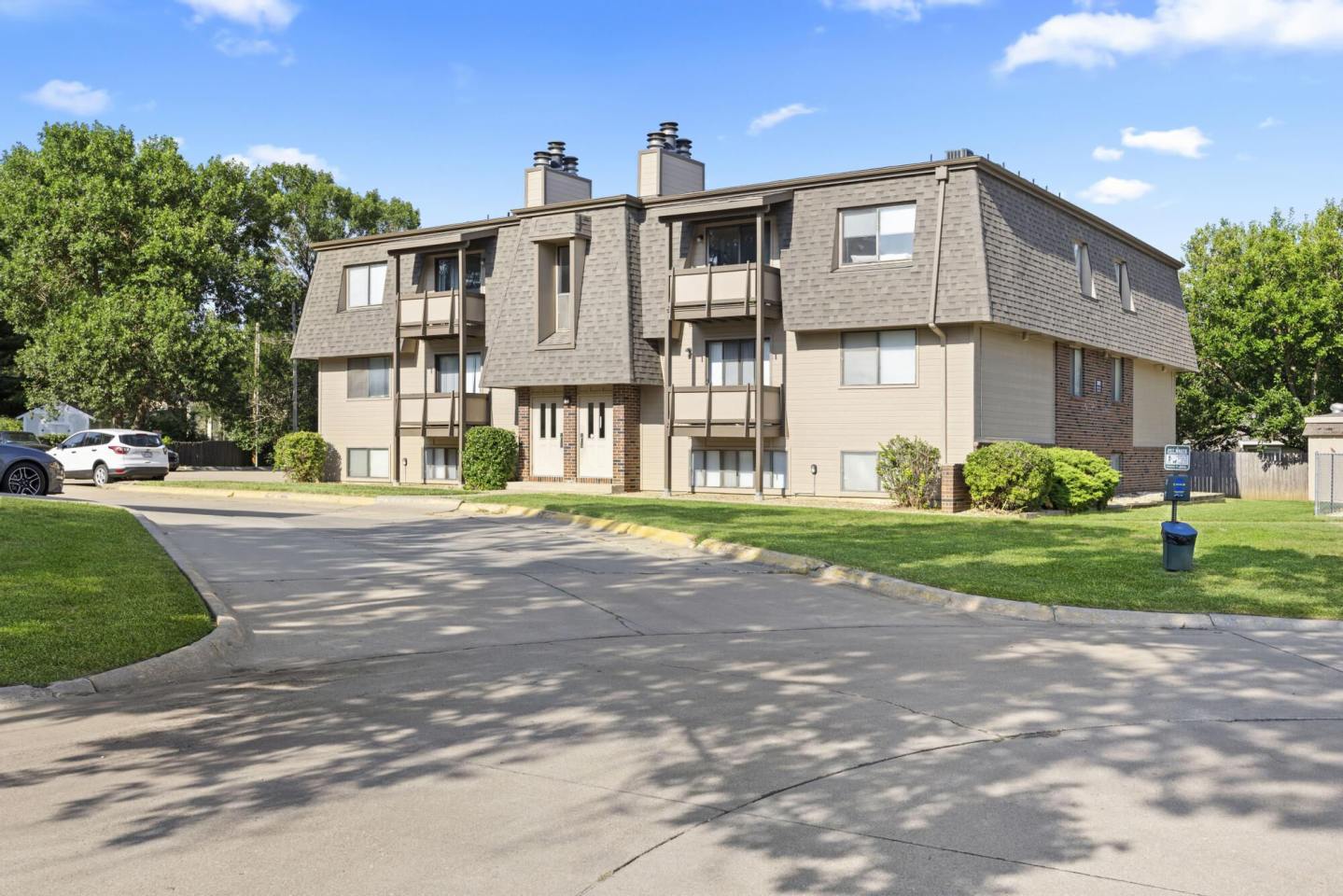 Sandstone Apartments Image 18