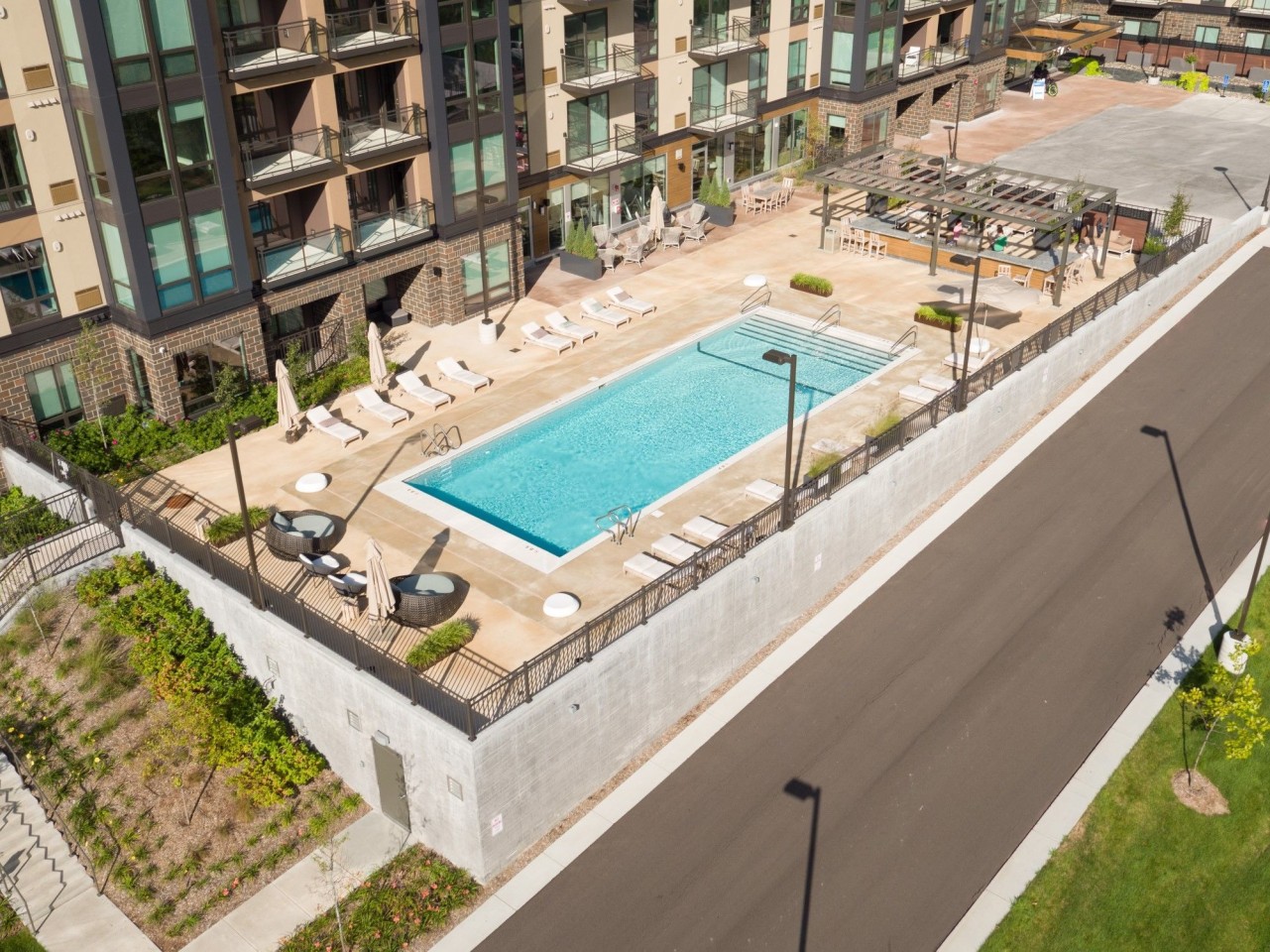 The Island Residences at Carlson Center Image 2