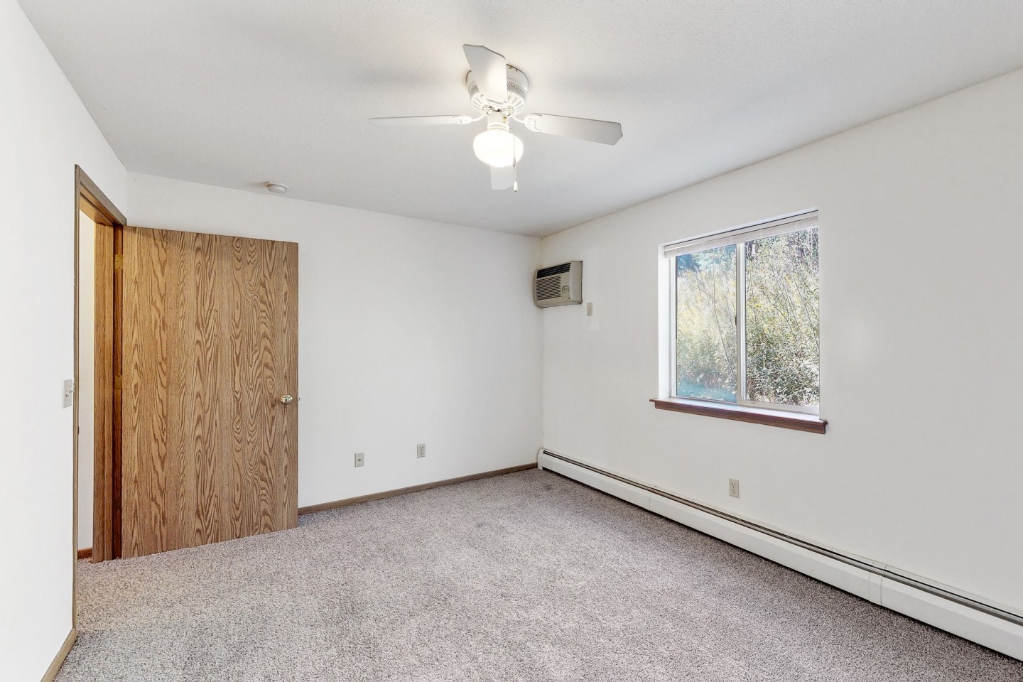Ashford Apartments Image 37