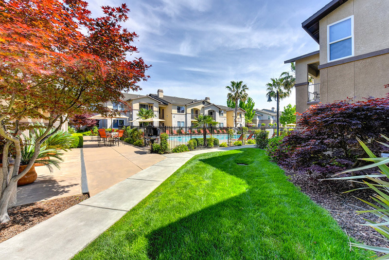 Eaton Village Image 4