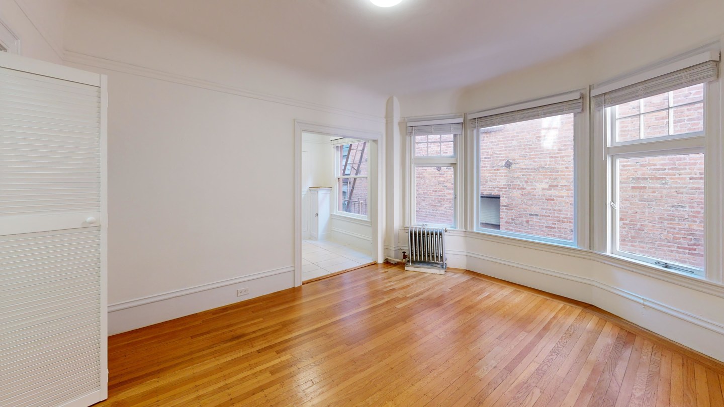 676 Geary St Image 5