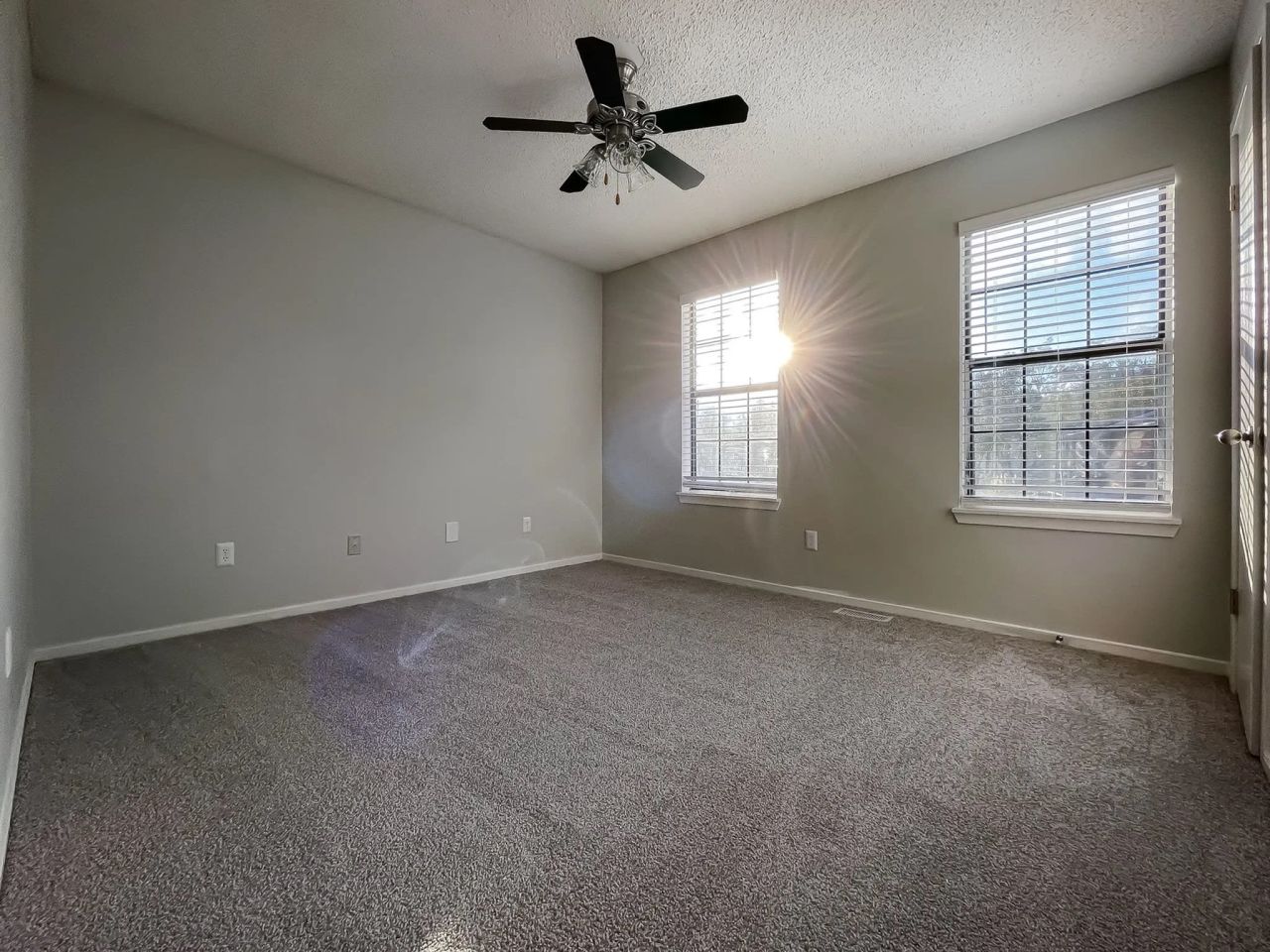 Plantation Flats Image 23