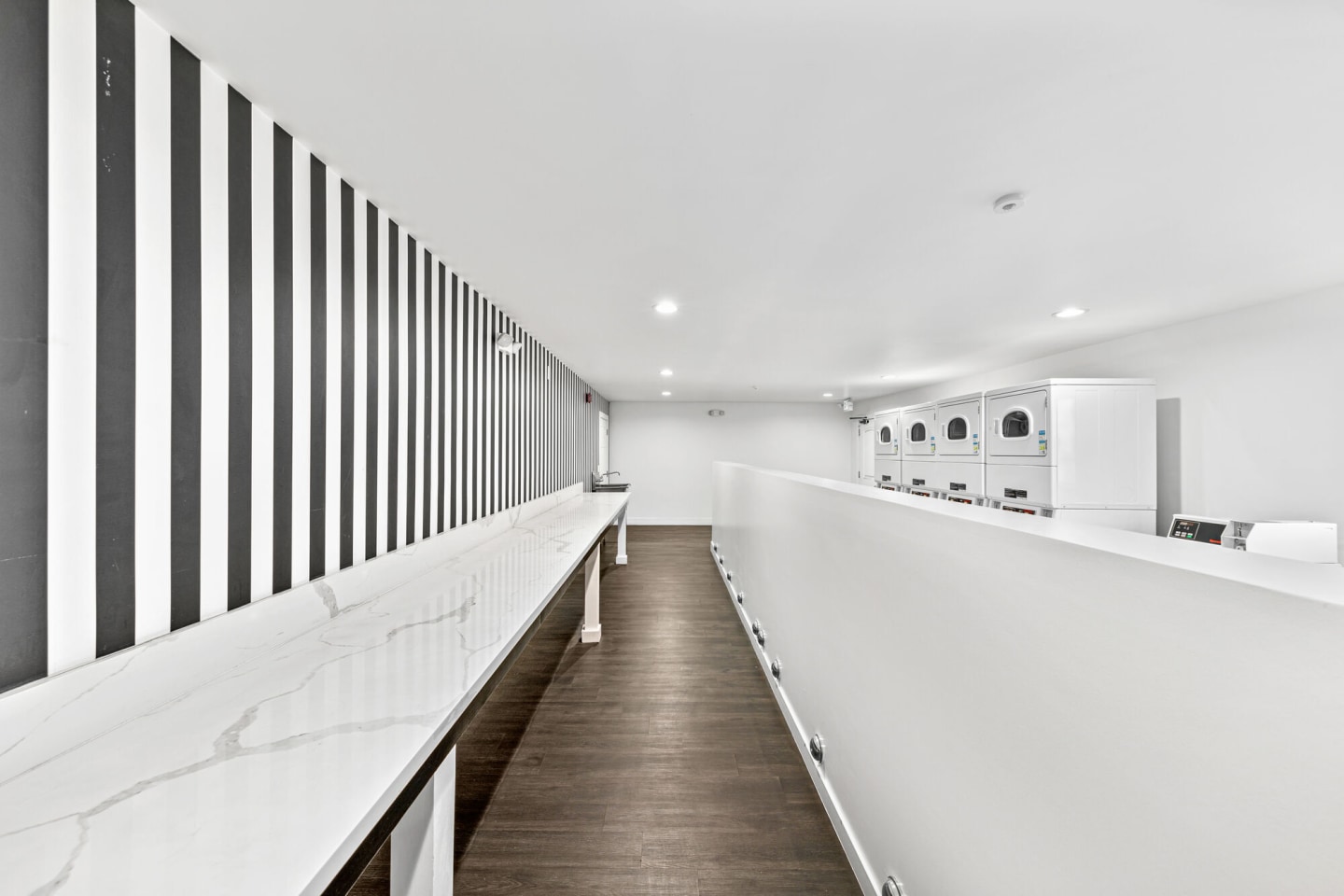 Summerview Beach Resort Luxury Apartments Image 19