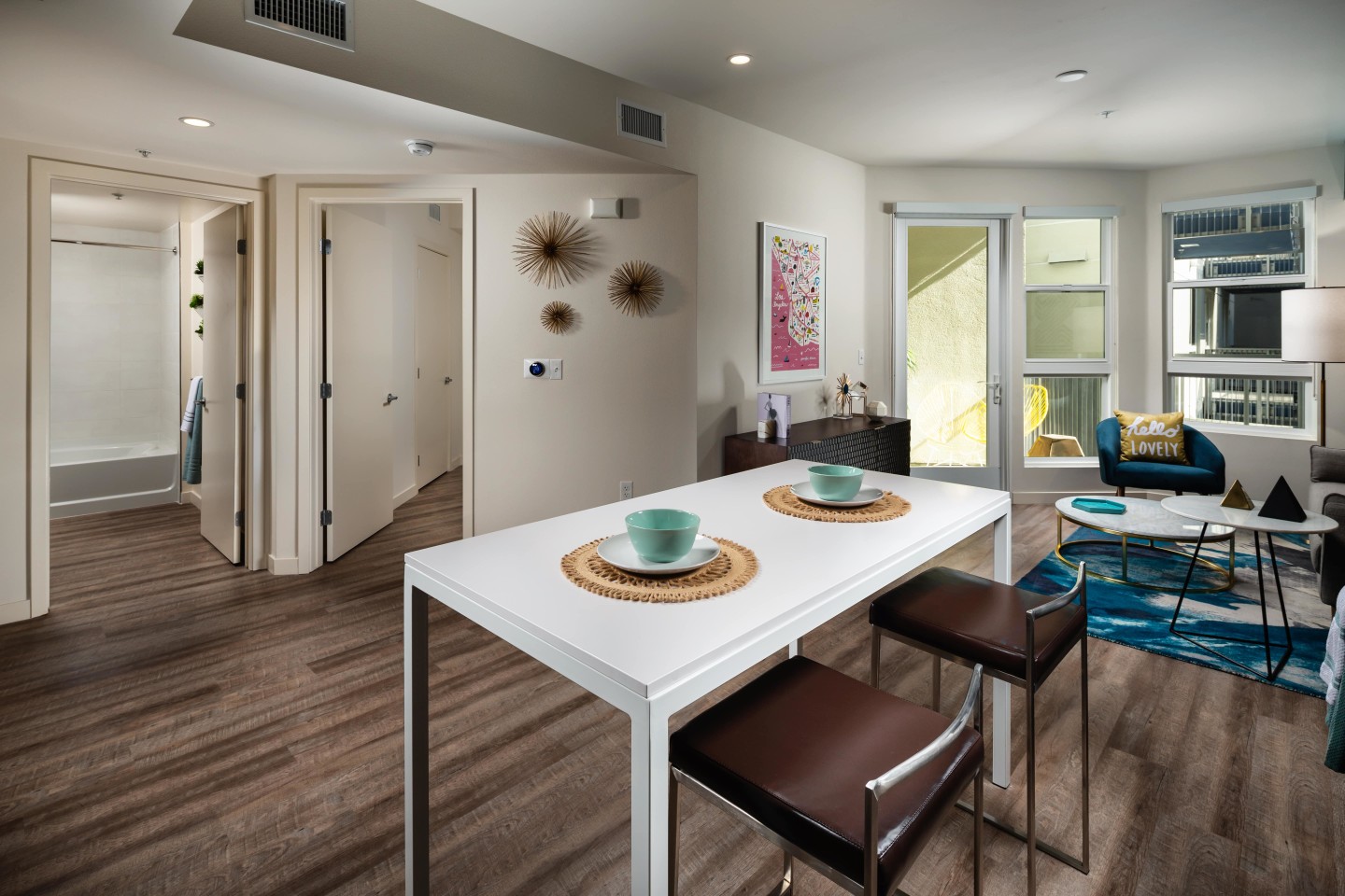 Topaz Apartments Image 5