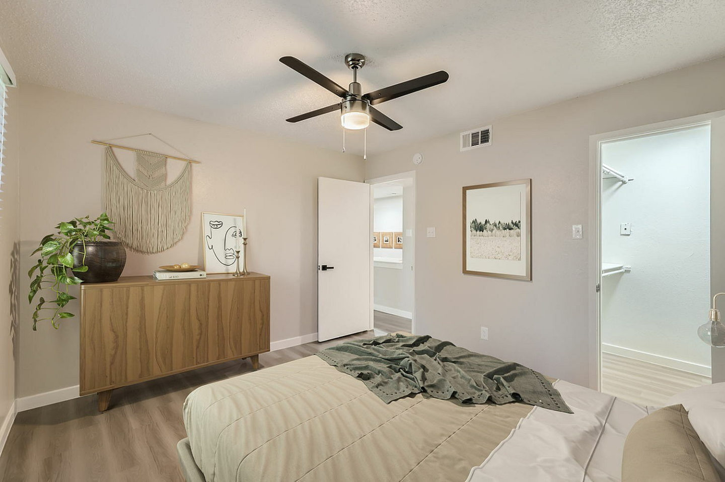 Rise Oak Creek Image 38