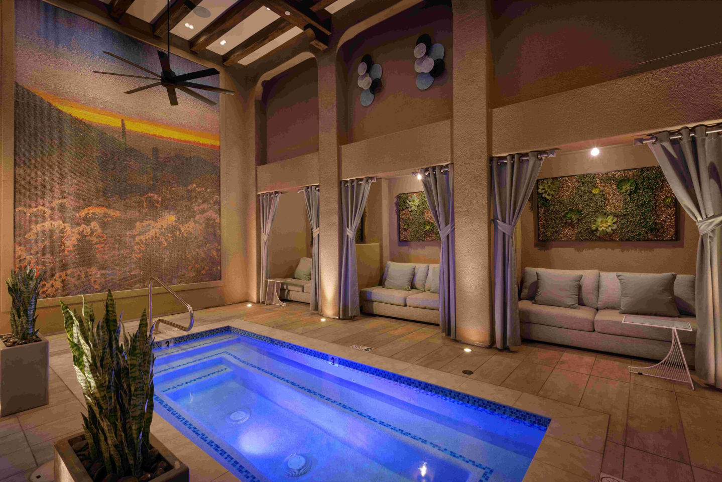 Manor Scottsdale Image 2