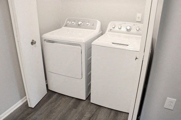 Trinity Lakes Apartments Image 31