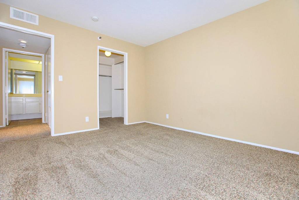 Savoy West Apartments Image 23