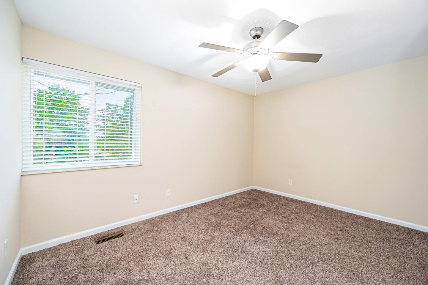 Sonnenblick Apartments Image 10