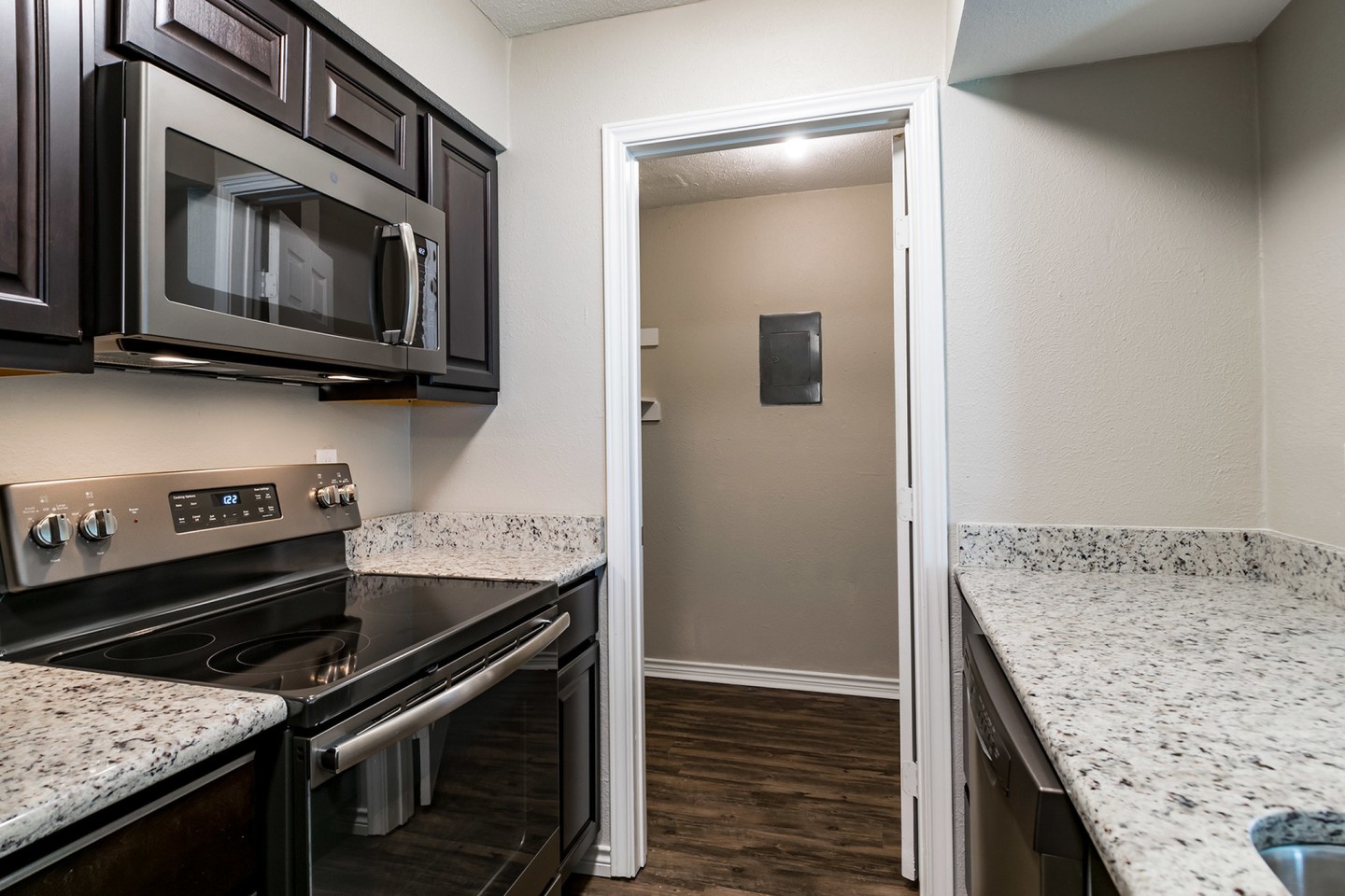 Coronado North Apartments Image 15