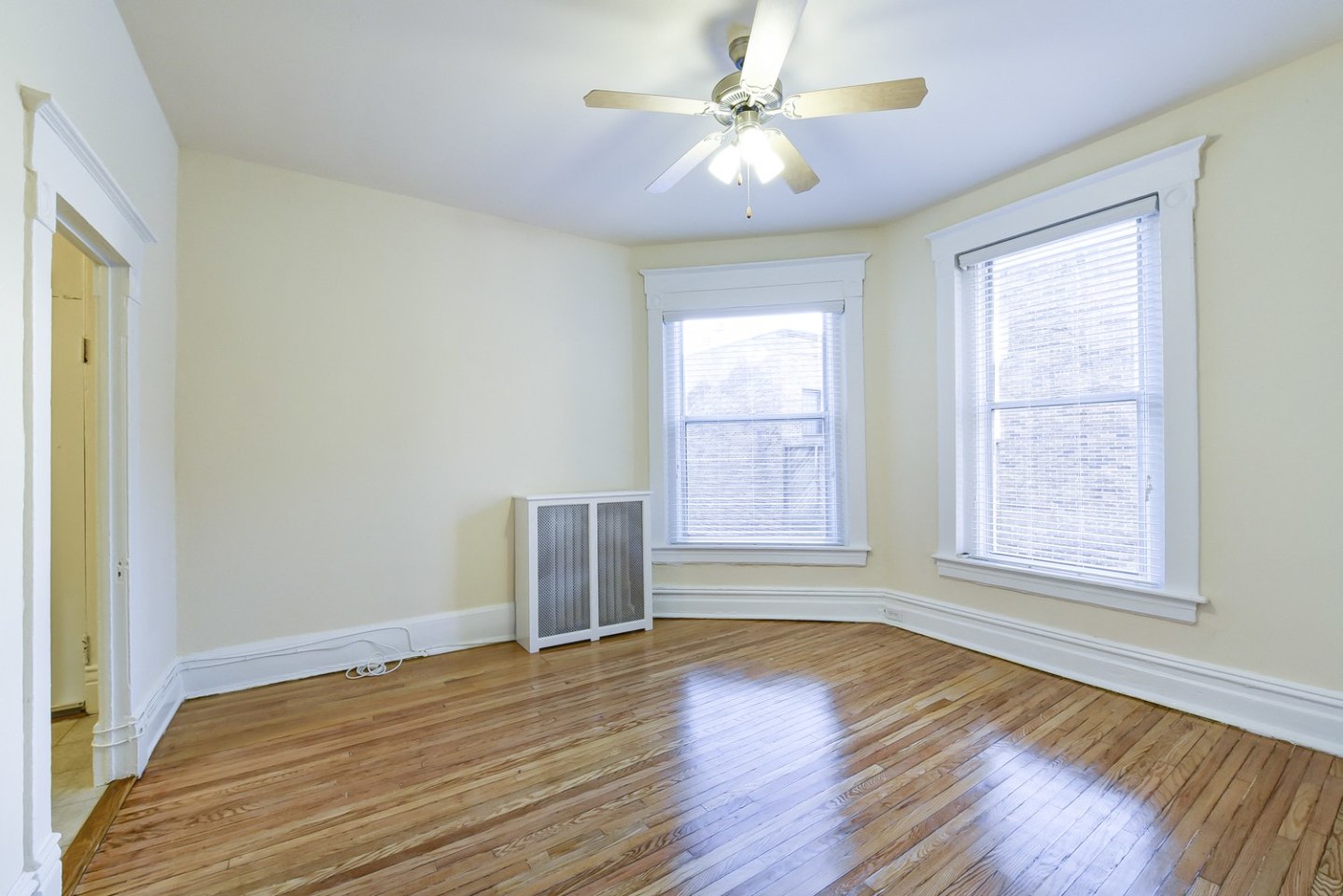 Dupont Apartments Image 19