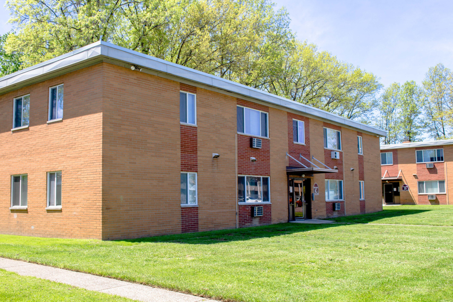 Maple Eastlake Apartments Image 10
