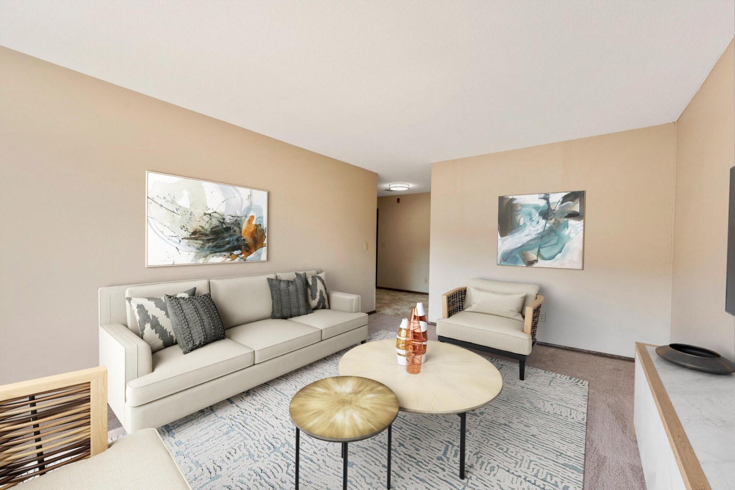Shamrock Court Apartments Image 16