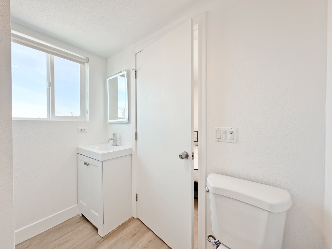 TL 1361 W 35th St - Co-Living Image 16