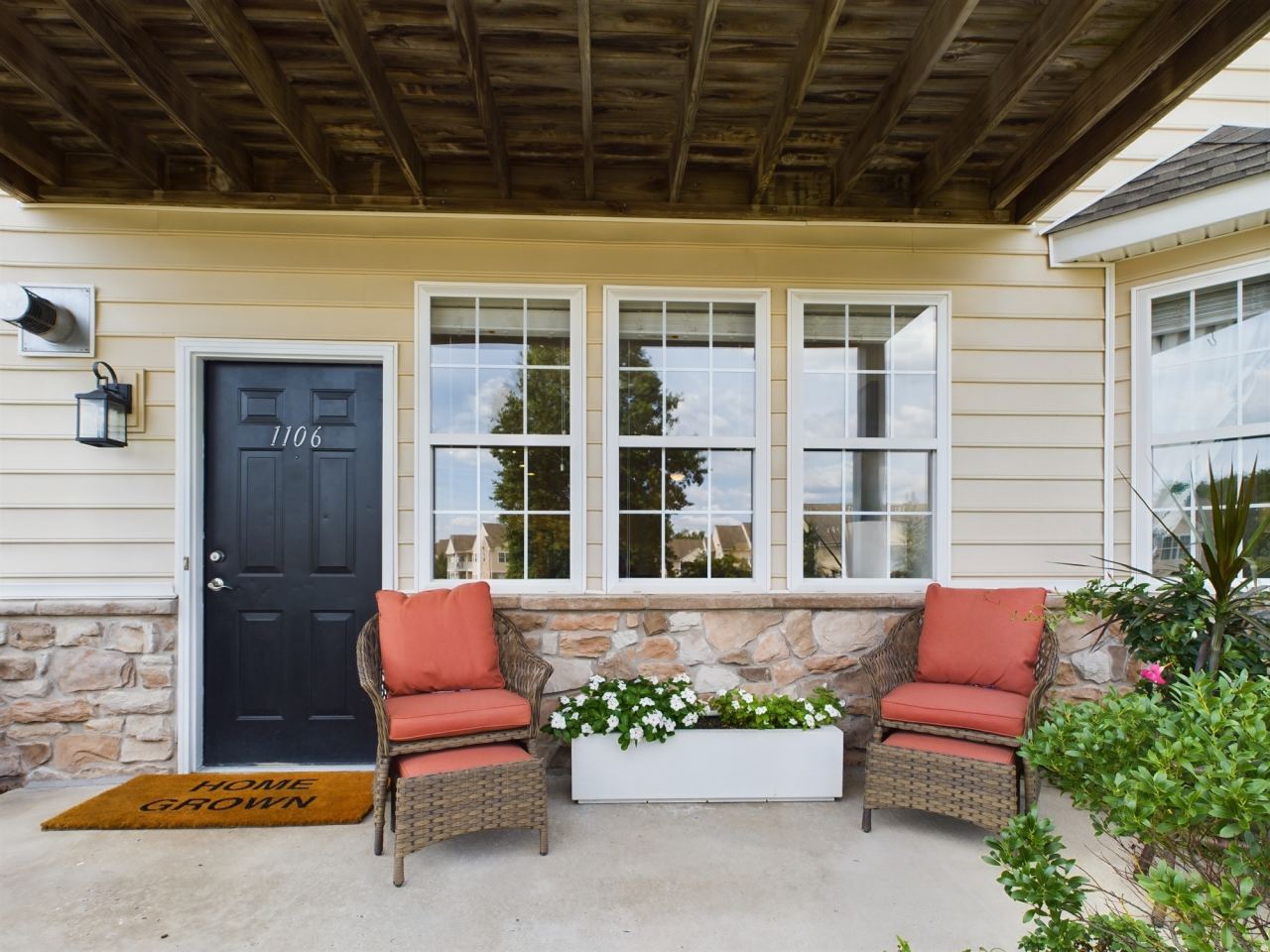 Botanica Cottages Image 18