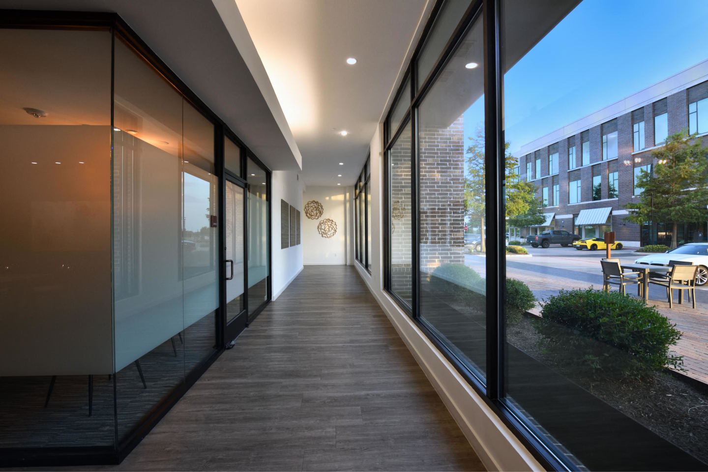 100 Park Image 51