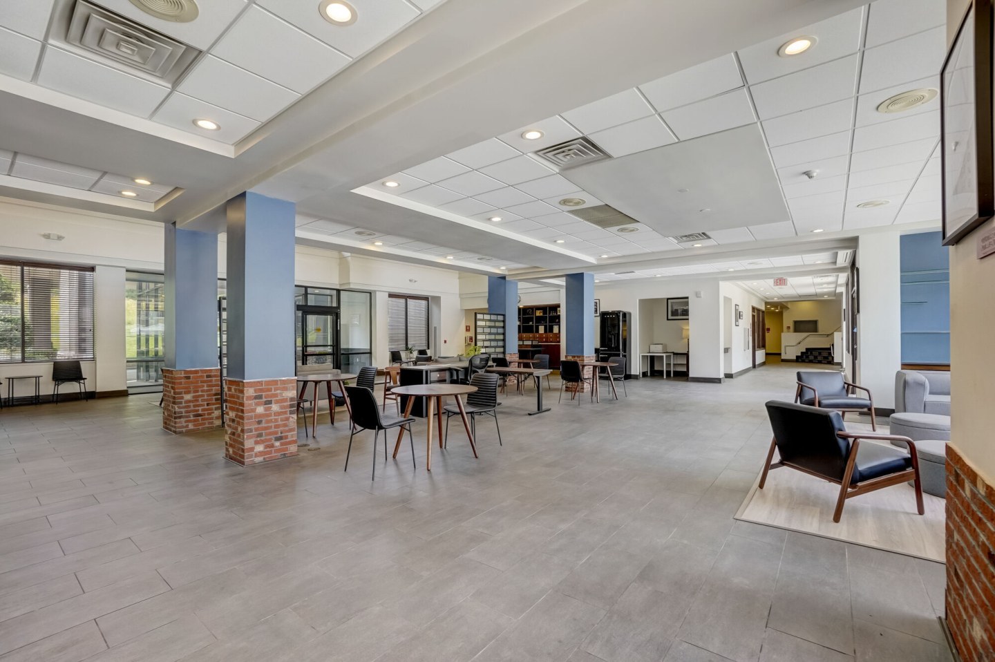 Vivo Living Raleigh I Image 2