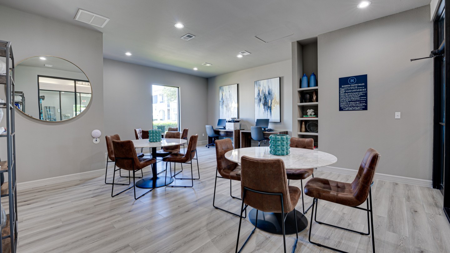 Highland Luxury Living Image 37