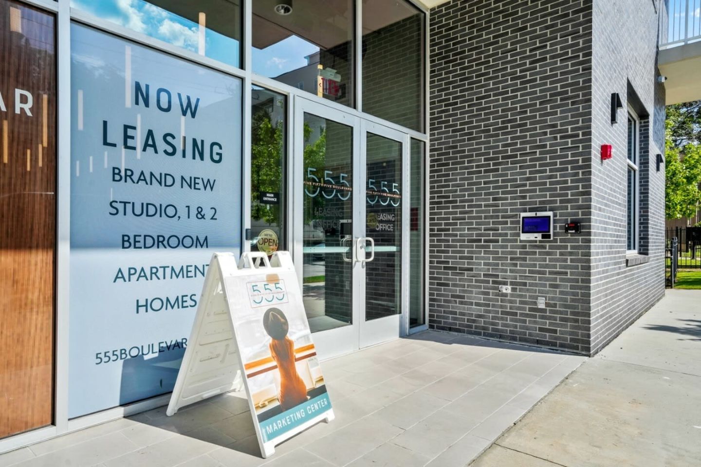 555 Boulevard Image 61