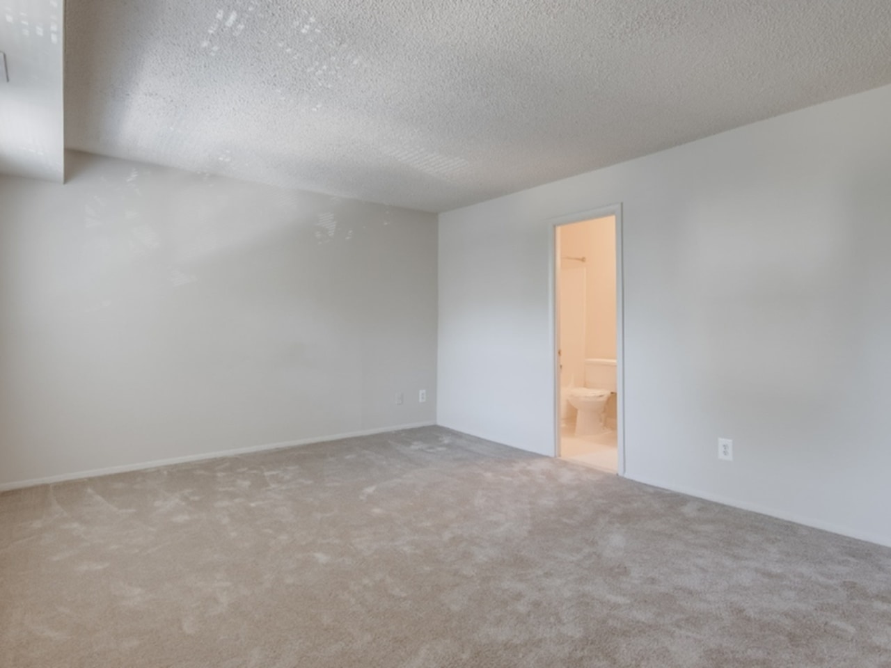 Twin Ridge Apartments Image 14