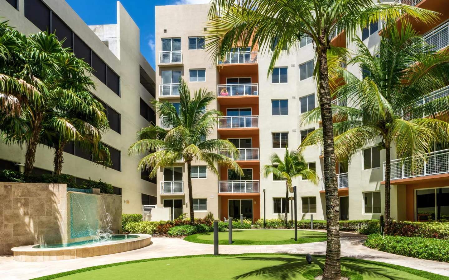 The Manor at CityPlace Image 37