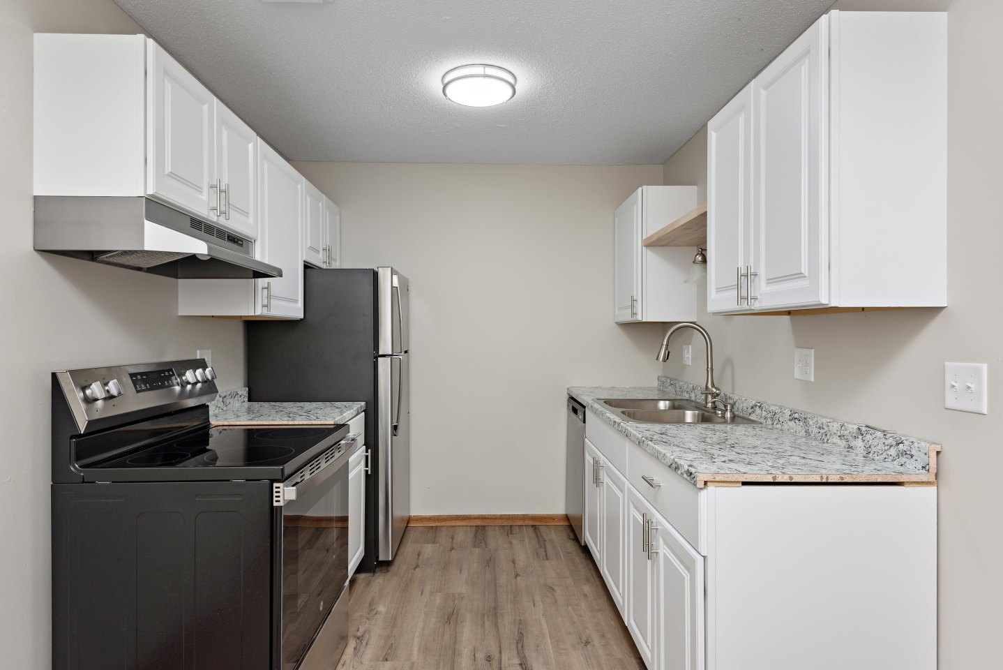 Village Apartments Image 12