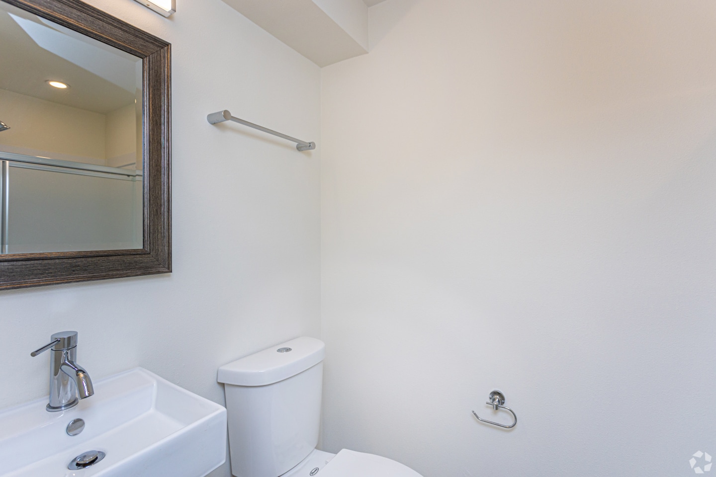 U20 Apartments Image 14