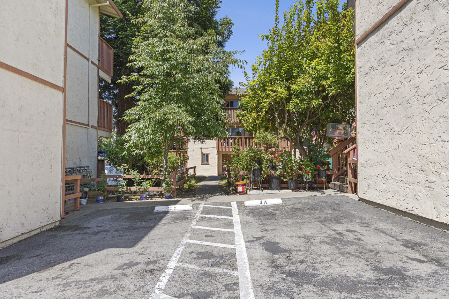 Garden Hill Apartments Image 30