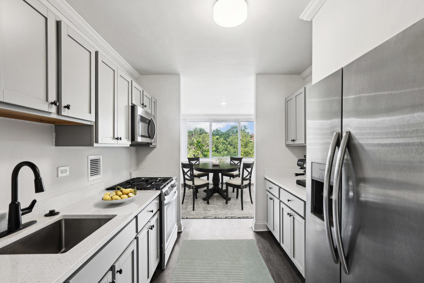 RiverHouse Image 7