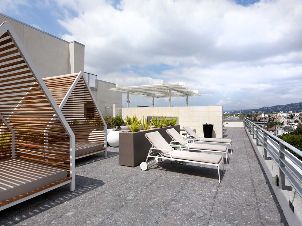 AVA Hollywood at La Pietra Place Image 36