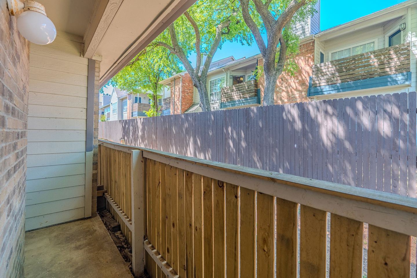 Oaks Of Arlington Image 75