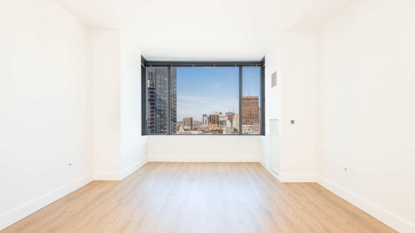 660 Washington Image 20