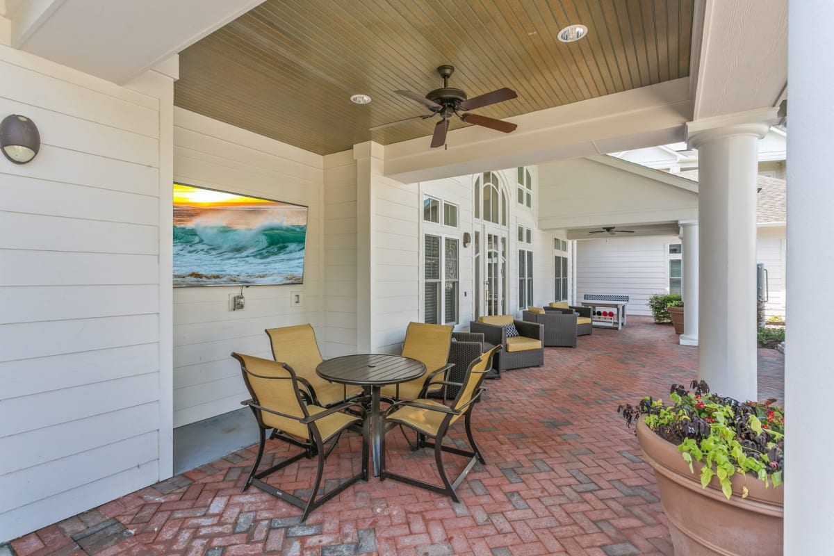 Century Hampton Roads Image 11