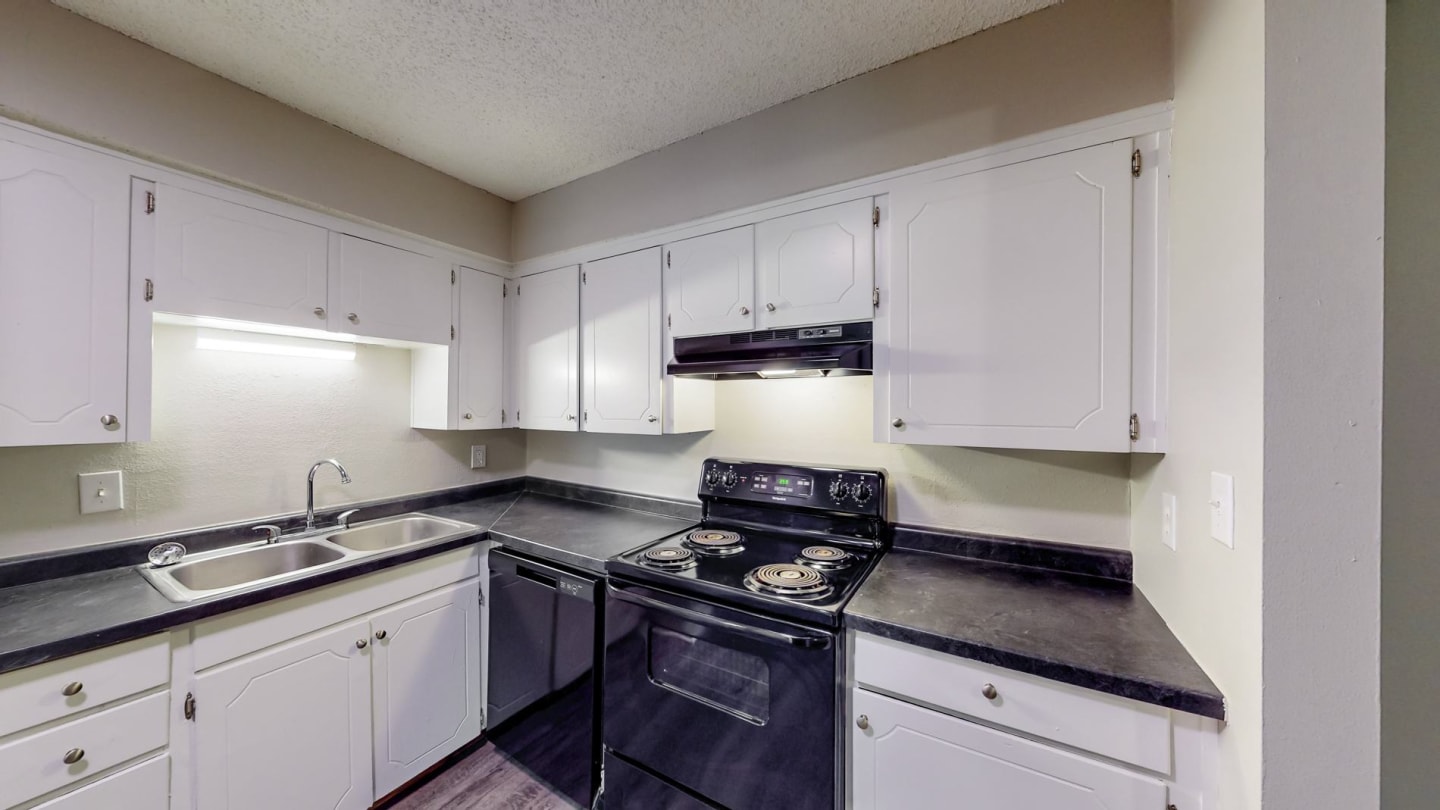 The Parks Apartments off Main Image 13