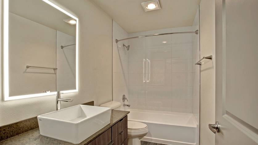 The Carillon Apartment Residences Image 38