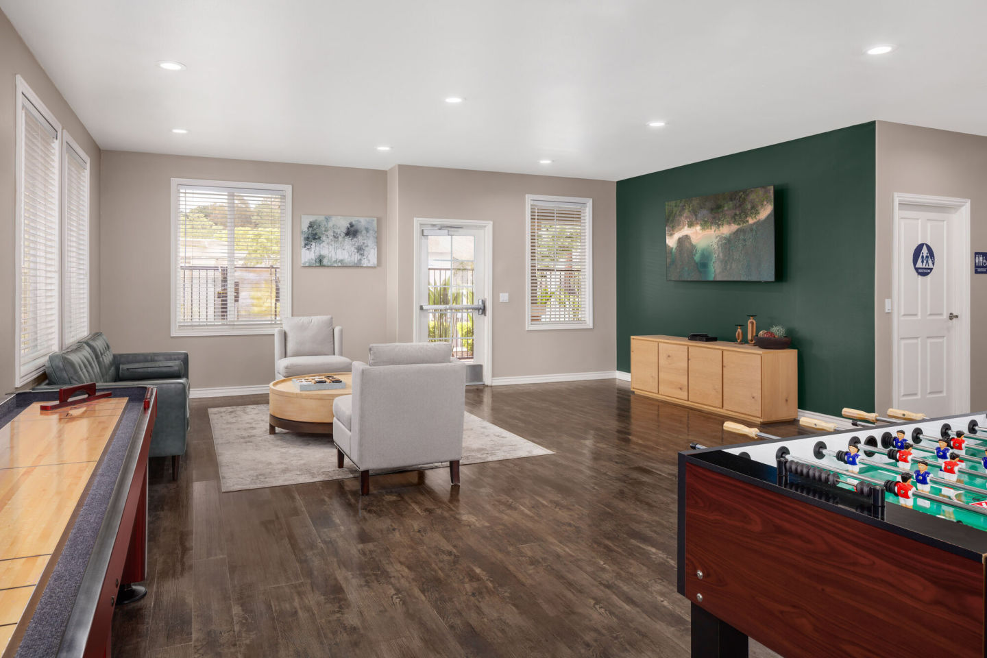 Green Valley Apartments Image 14