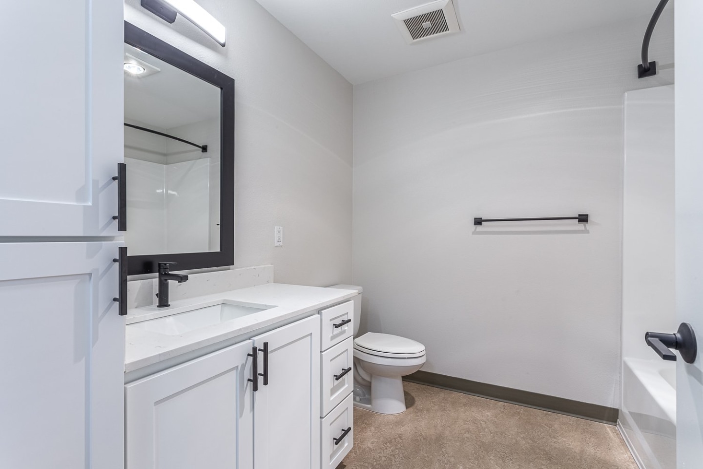 Cannery Row Apartments Image 34