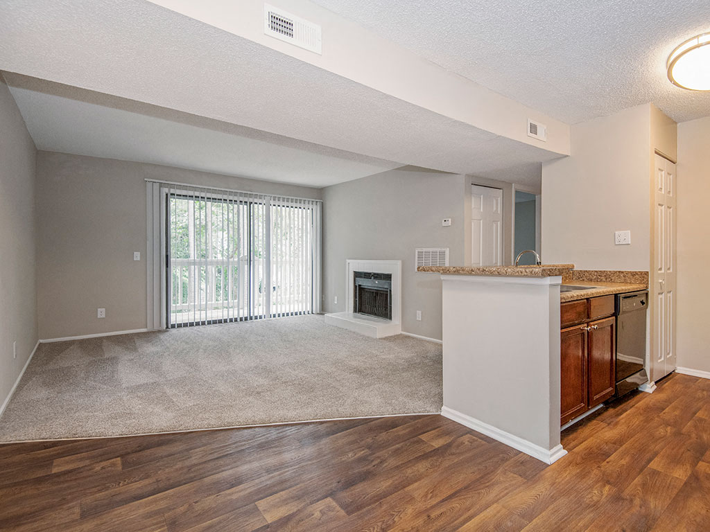 Sommerset Place Apartments Image 17