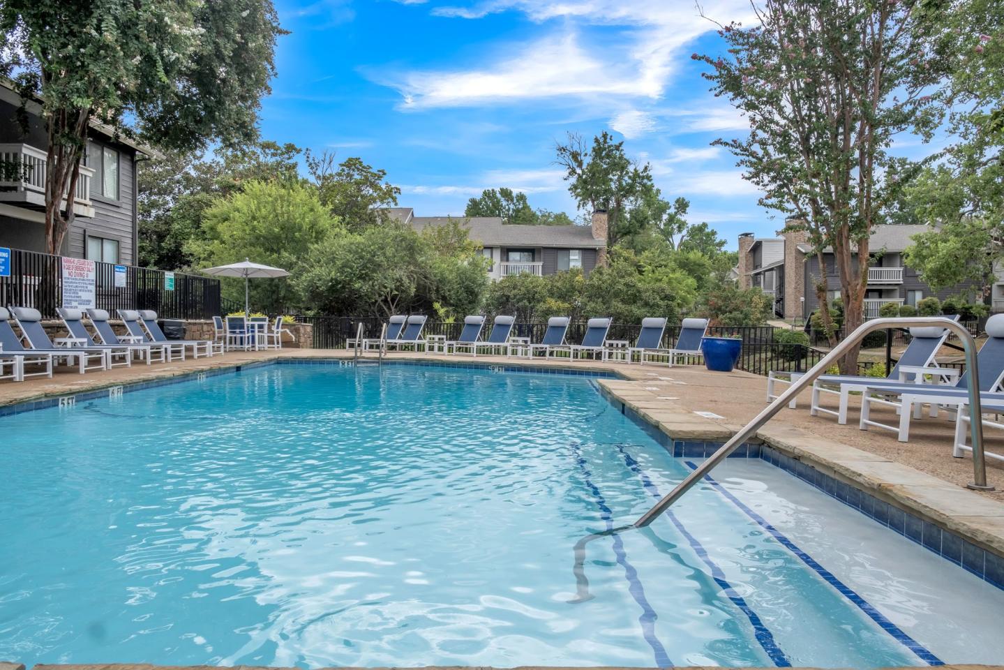 Riverwalk Apartments Image 18