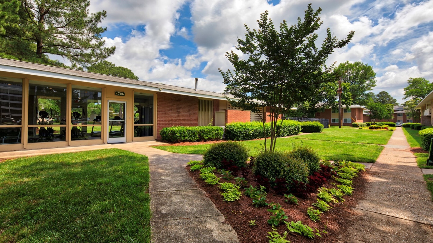 Pembroke Town Center Apartments Image 17