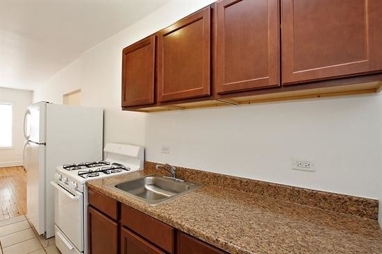 7057 Princeton Englewood Apartments Image 4