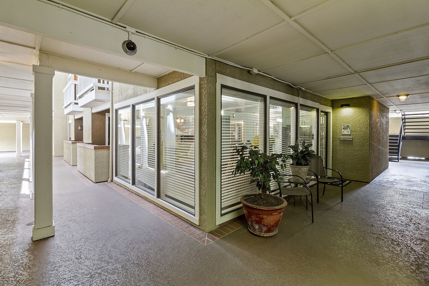 Lincoln Court Image 19