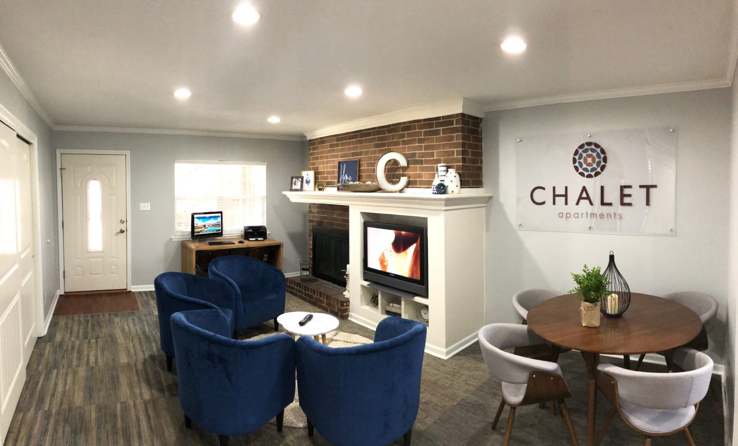Chalet Apartments Image 10